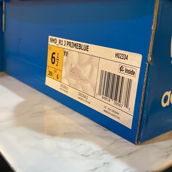 6.5Y NWT adidas Nmd R1 Primeblue unisex - Picture 2 of 7